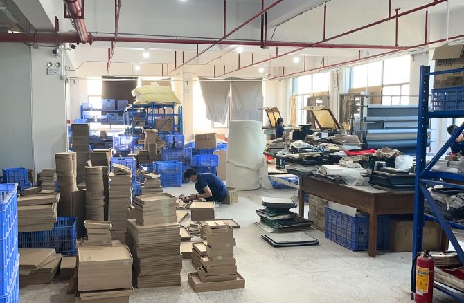 Jewelry display mould