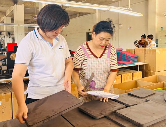 Jewelry display tray