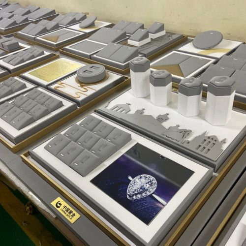 China Gold jewelry display