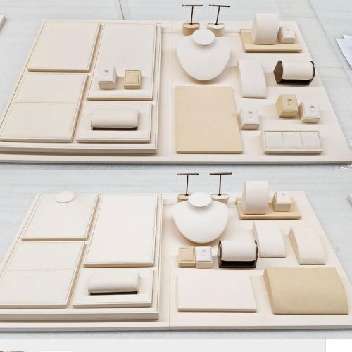 Minimalism jewelry display