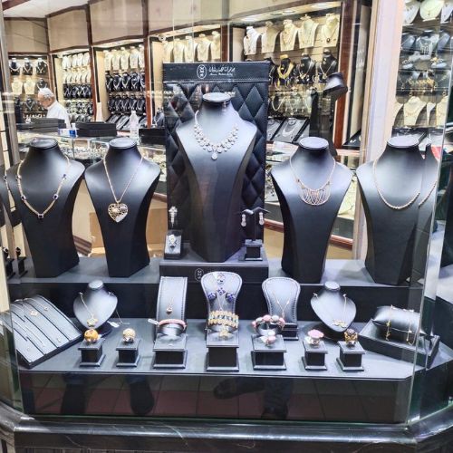 Jewelry display overseas