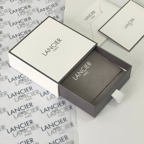 Custom paper jewelry box