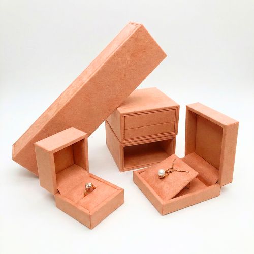 Drawer style velvet jewelry box