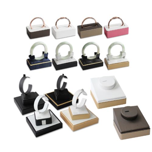 Bracelet stand