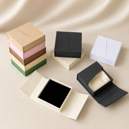Magnetic Flip-Top Box