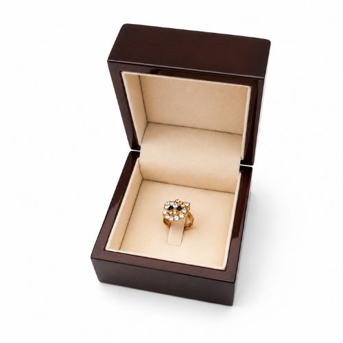 Ring insert