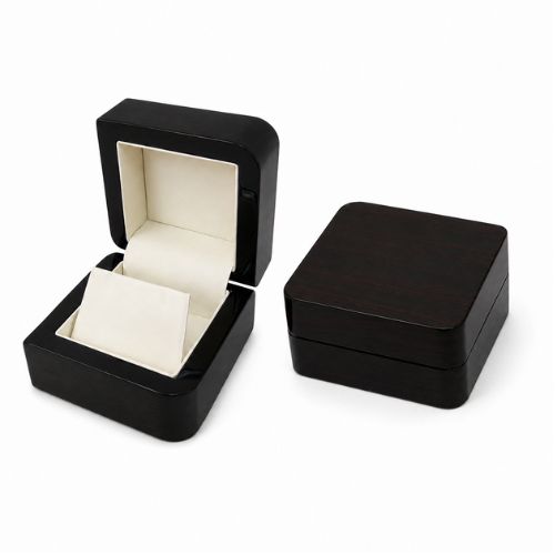 Wooden earring box